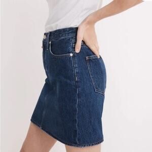 Madewell Denim High-Waist Straight Mini Skirt in Sunberry wash